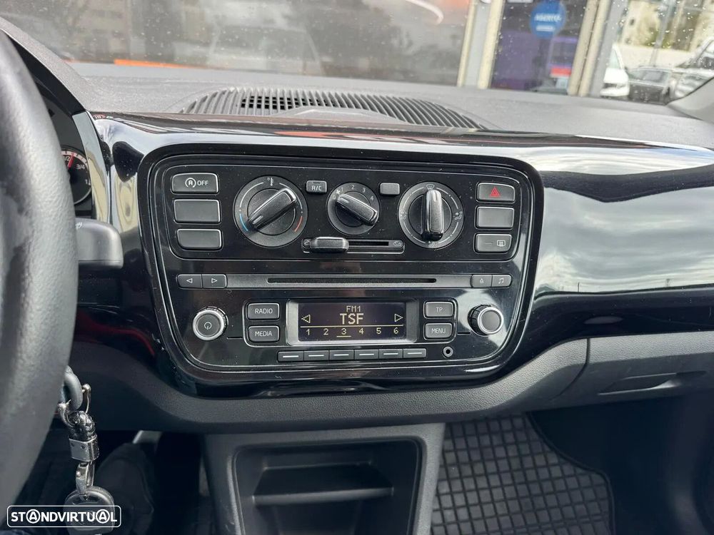 VW Up! 1.0 BlueMotion Move - 19