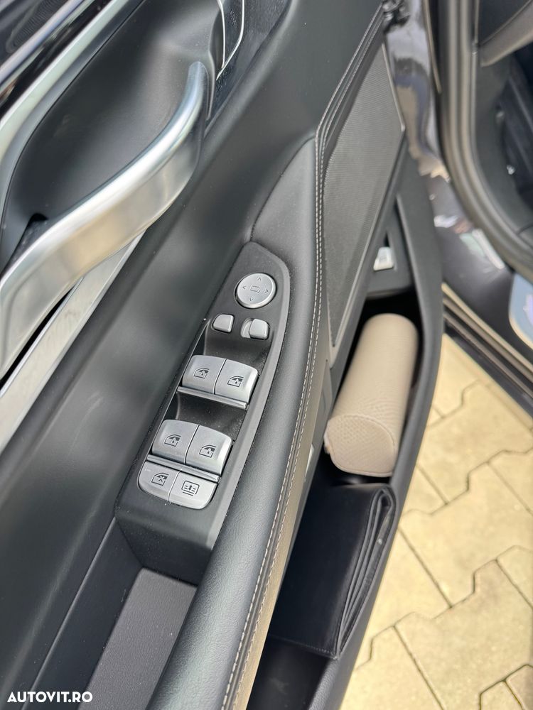 BMW Seria 7 730Ld xDrive - 19