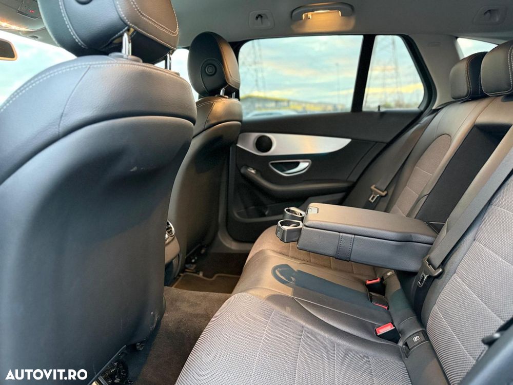 Mercedes-Benz C 220 d 4Matic T 9G-TRONIC Exclusive - 8