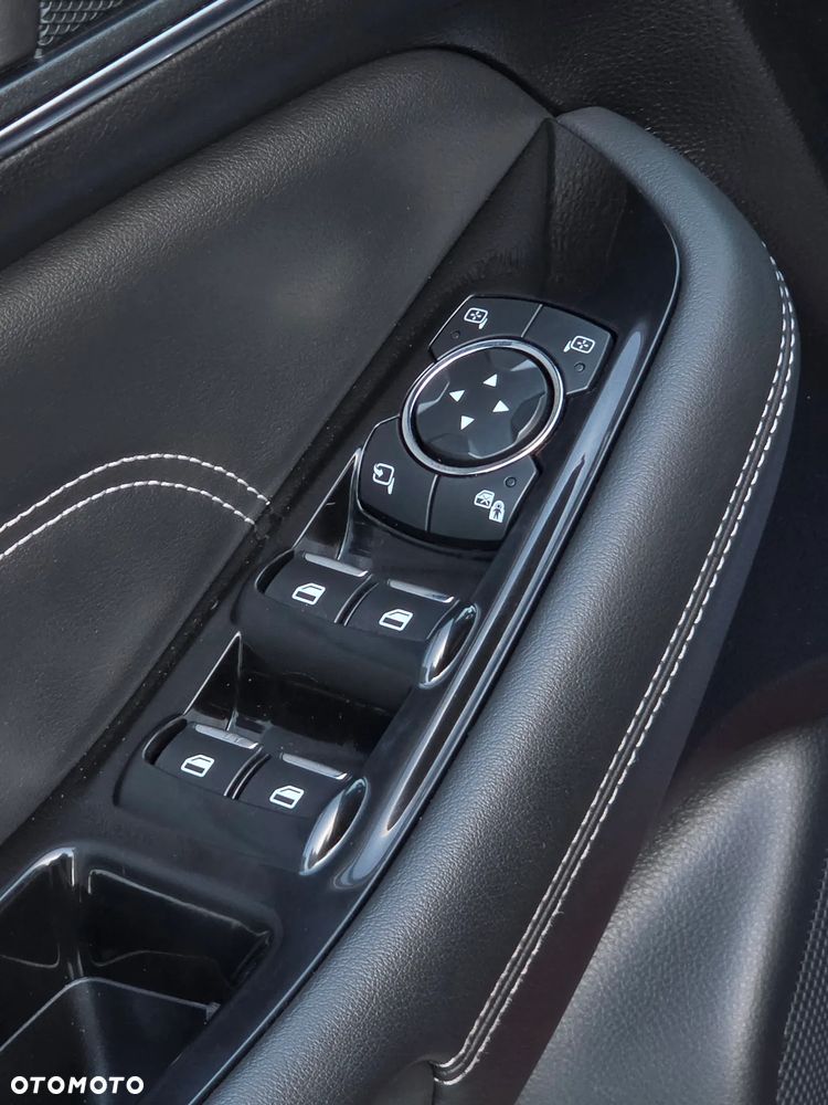 Ford S-Max 2.0 EcoBoost Titanium - 10