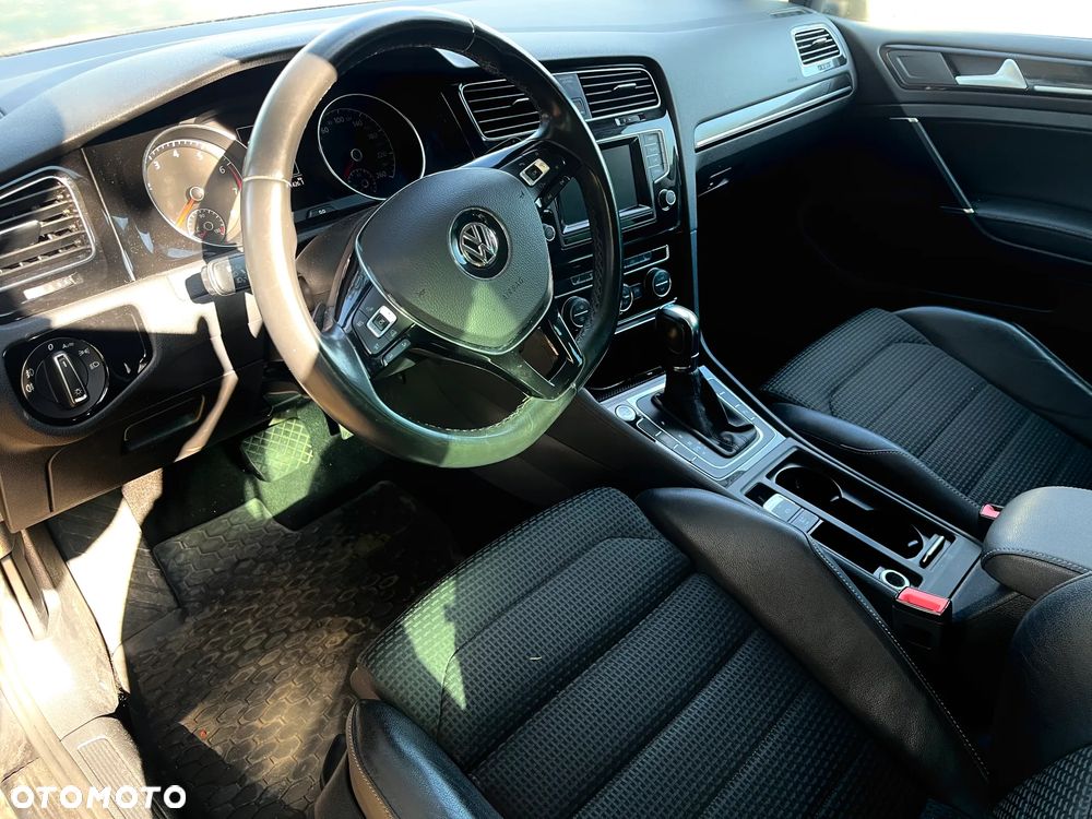 Volkswagen Golf 1.4 TSI BMT Comfortline DSG - 5