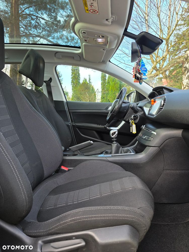 Peugeot 308 BlueHDi 120 Stop & Start Business-Line - 26