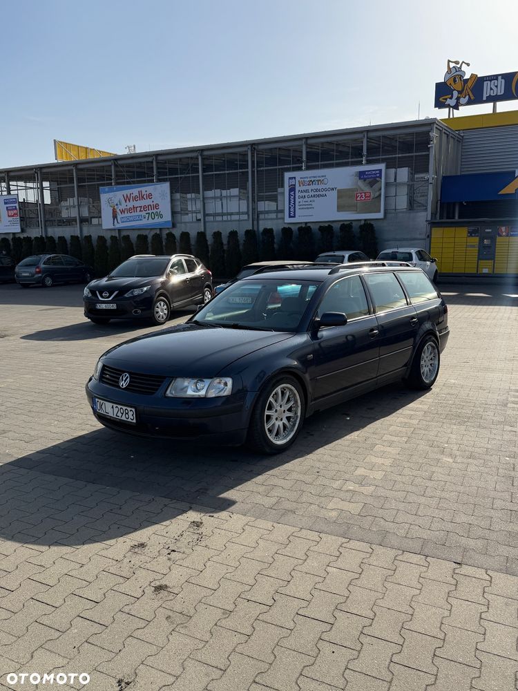 Volkswagen Passat 1.9 TDI Comfortline - 2