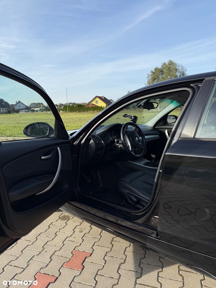 BMW Seria 1 116d - 10