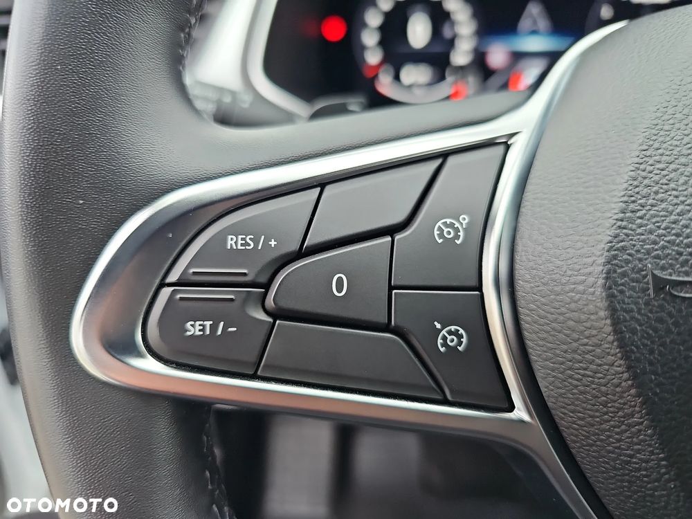 Renault Captur 1.3 TCe mHEV Techno EDC - 17