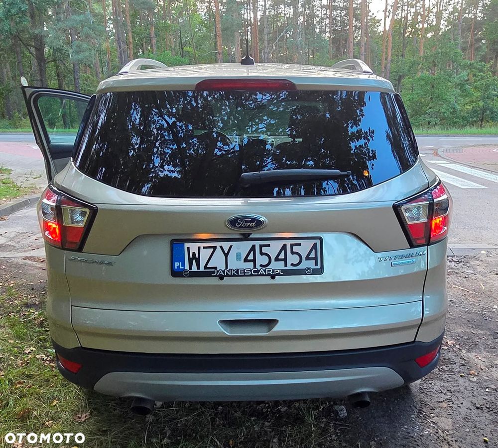 Ford Escape 2.0 EcoBoost AWD Titanium - 6