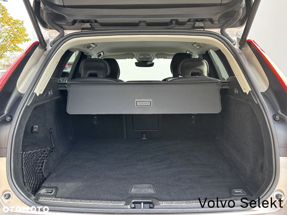 Volvo XC 60 - 22