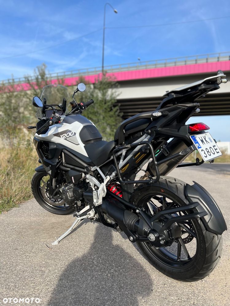 Triumph Tiger - 6