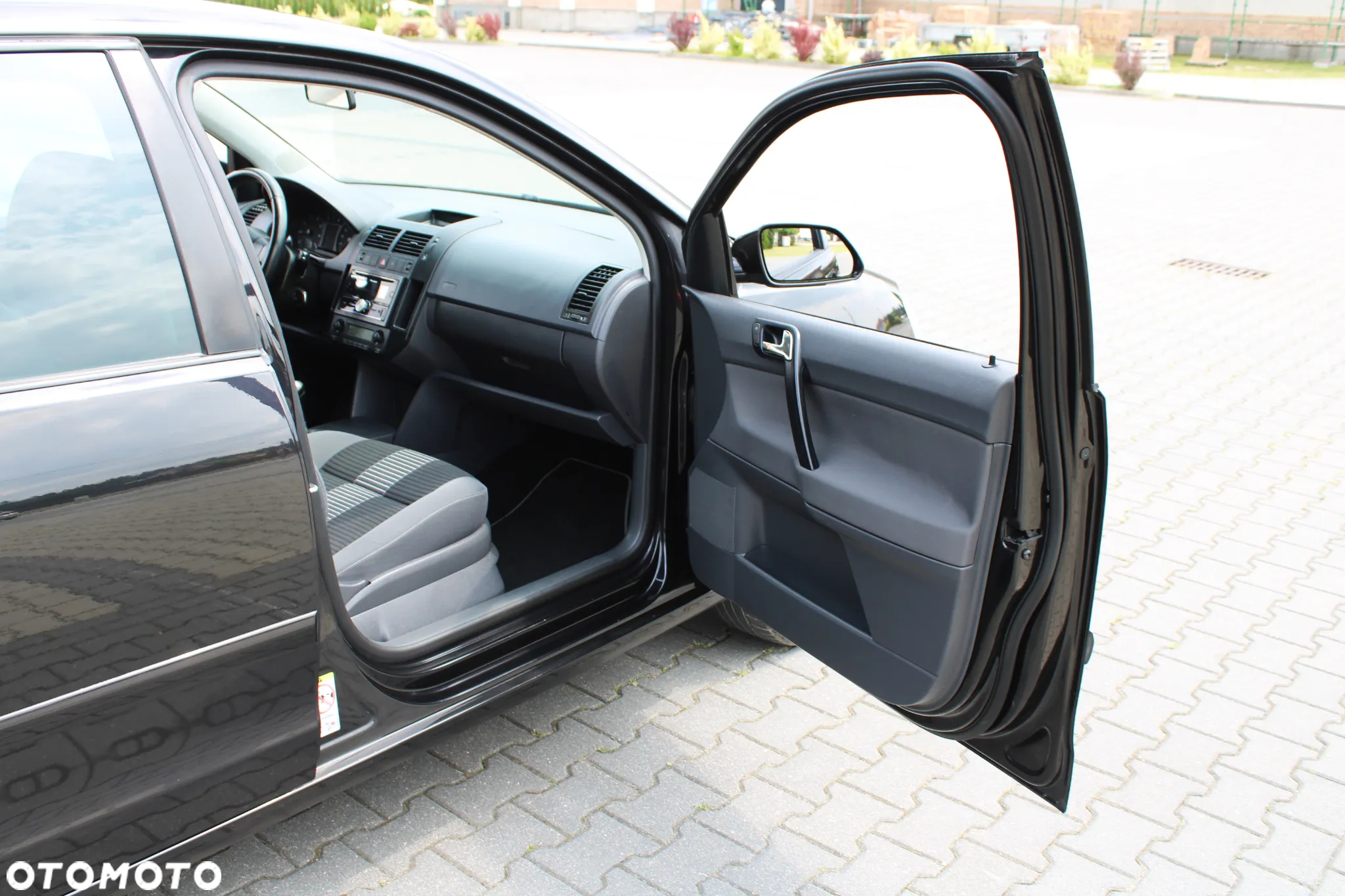 Volkswagen Polo 1.4 Trendline - 29