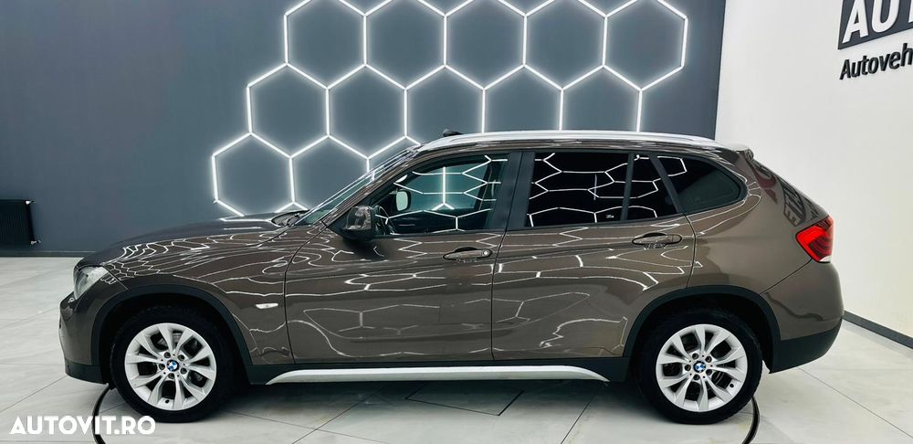 BMW X1 sDrive18d xLine - 34