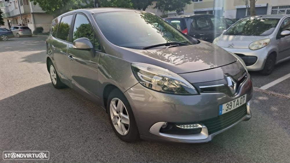 Renault Grand Scénic dCi 110 LIMITED - 4