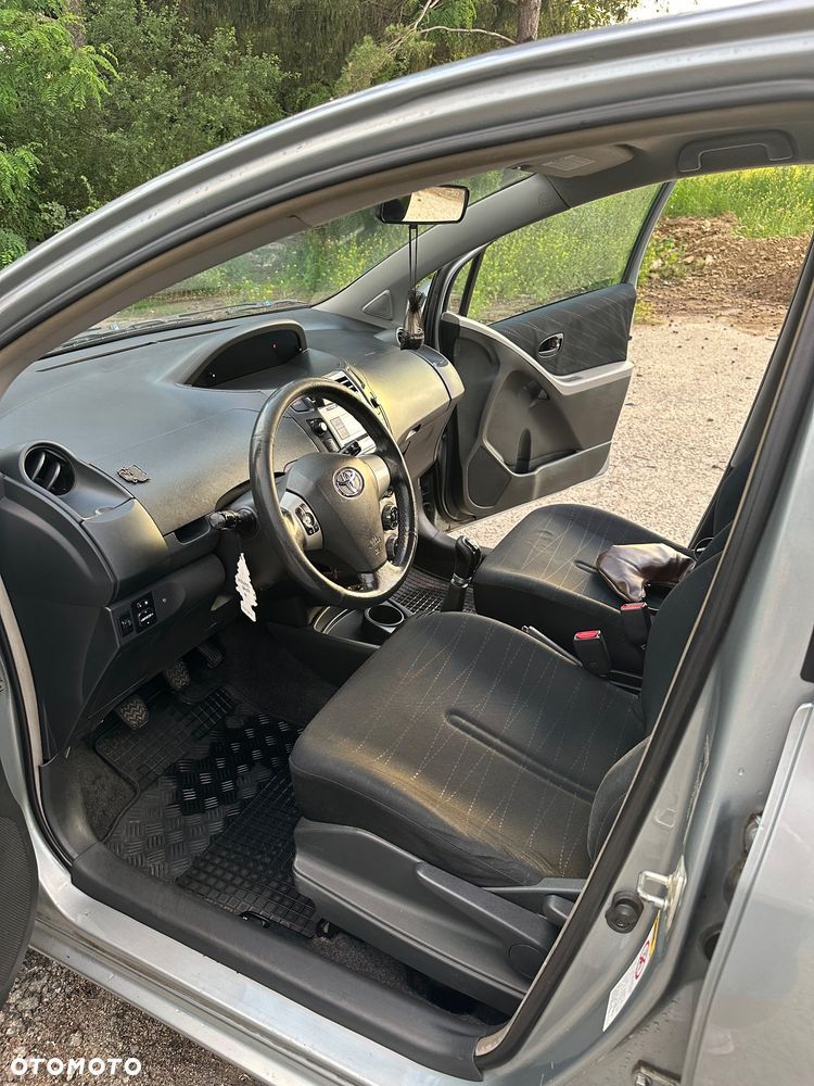 Toyota Yaris 1.3 Blue - 7