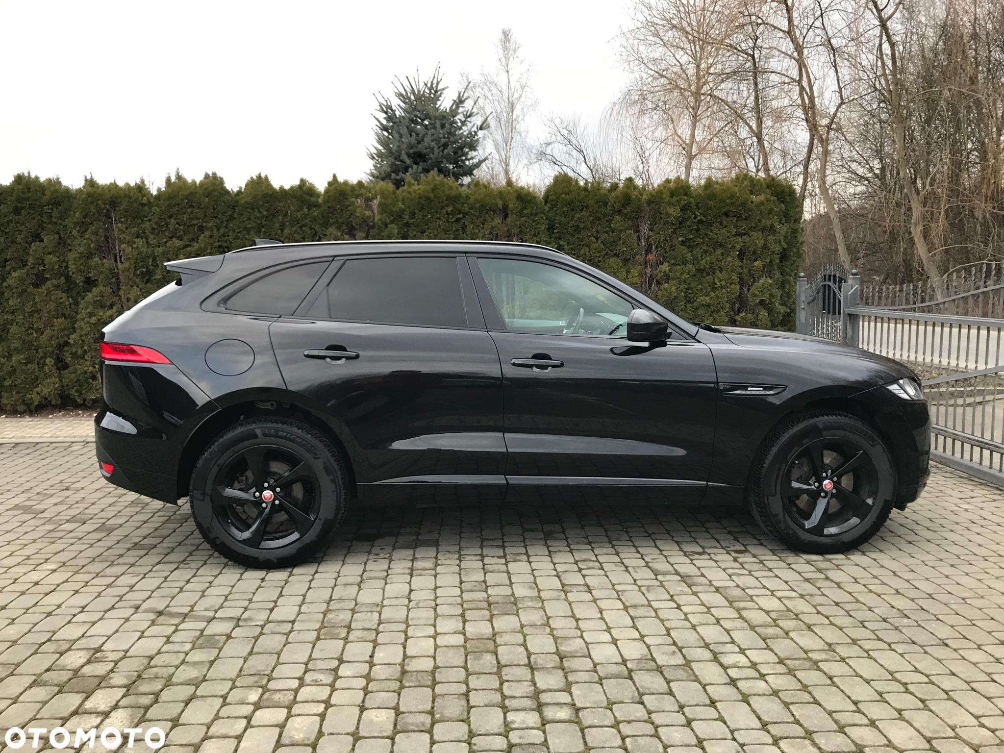 Jaguar F-Pace 3.0 TDV6 AWD R-Sport - 18