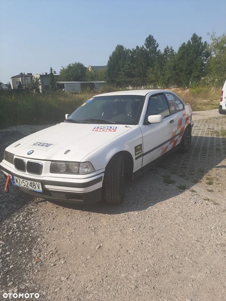 BMW Seria 3 318ti - 2