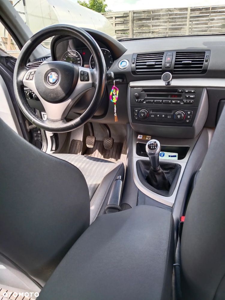 BMW Seria 1 - 13