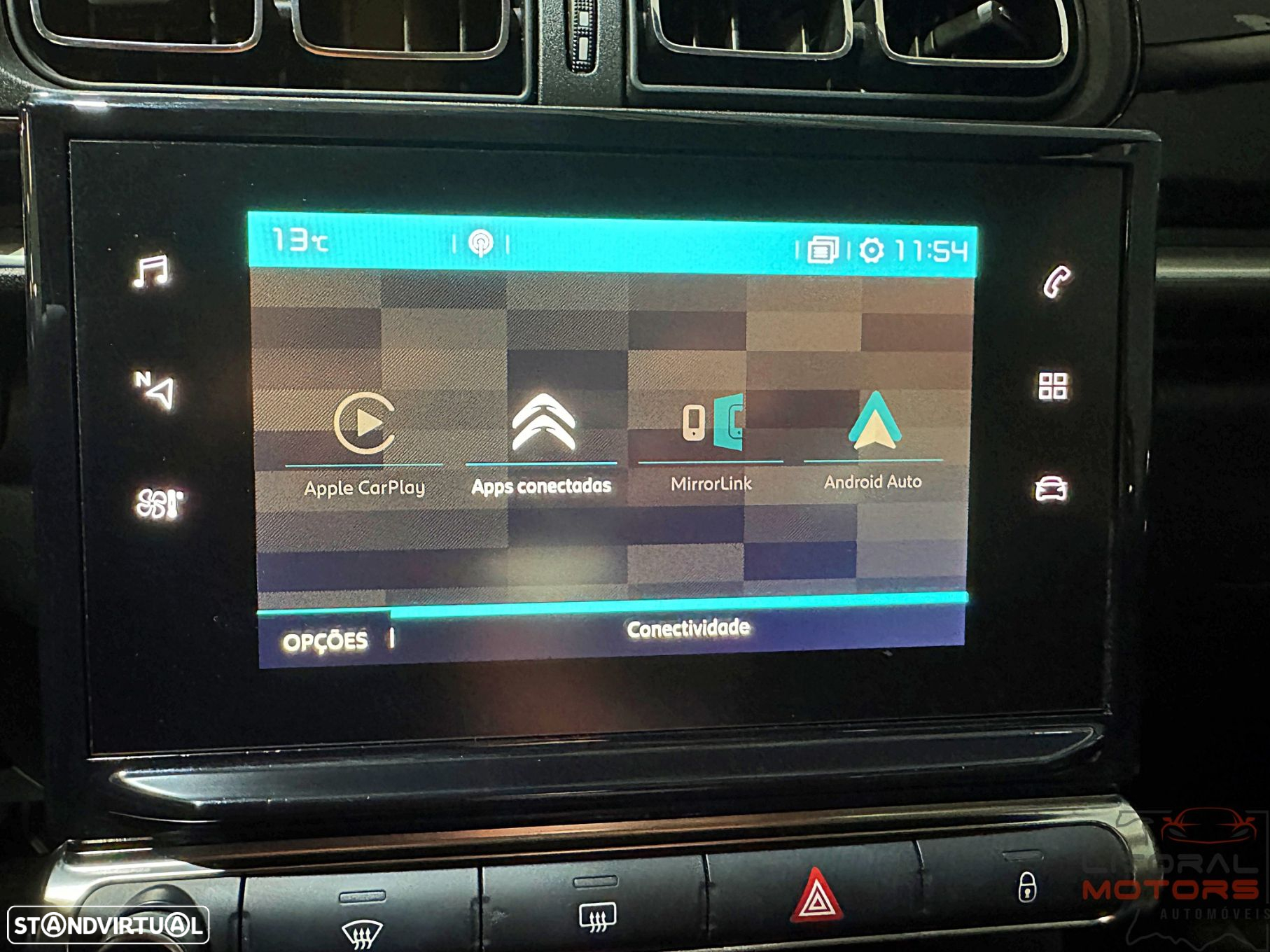 Citroën C3 1.2 PureTech Shine - 32