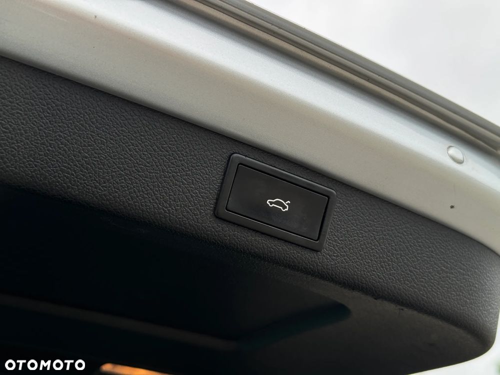 Skoda Superb 1.8 TSI Elegance DSG - 40