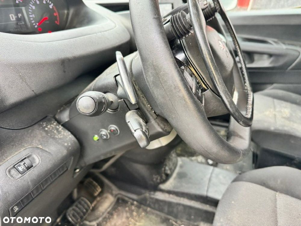 Peugeot Partner - 10