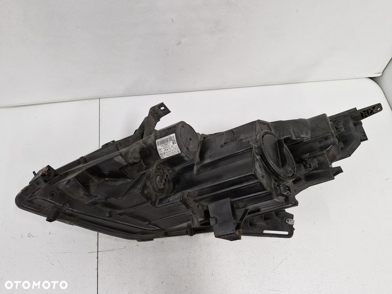OPEL ZAFIRA C LAMPA REFLEKTOR PRAWY PRZÓD PRZEDNI UK SOCZEWKA 13399863 - 10