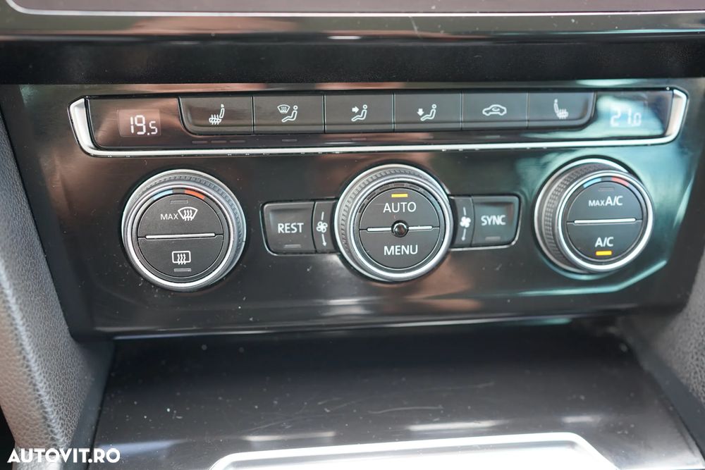 Volkswagen Passat 2.0 TDI DSG (BlueMotion Technology) Highline - 26