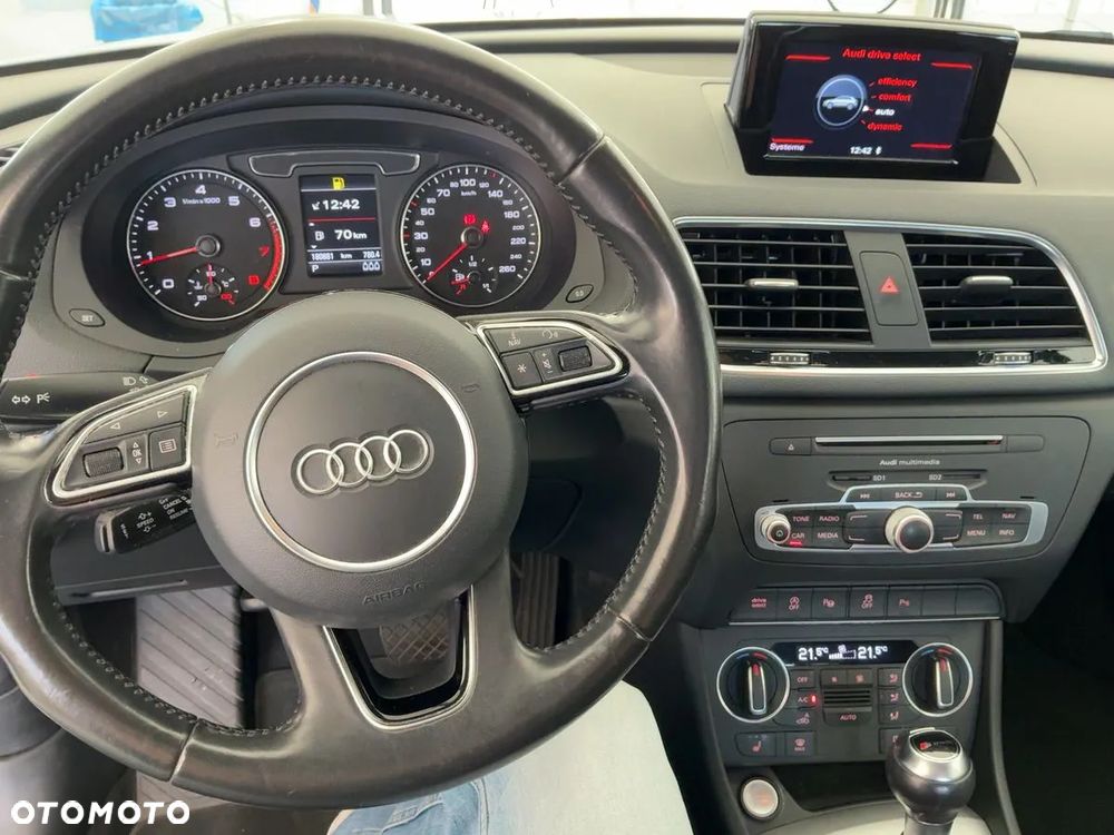 Audi Q3 1.4 TFSI Sport S tronic - 8