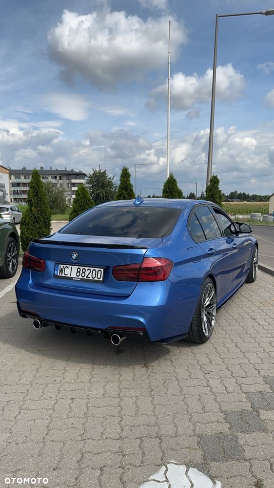 BMW Seria 3 320d M Sport - 13