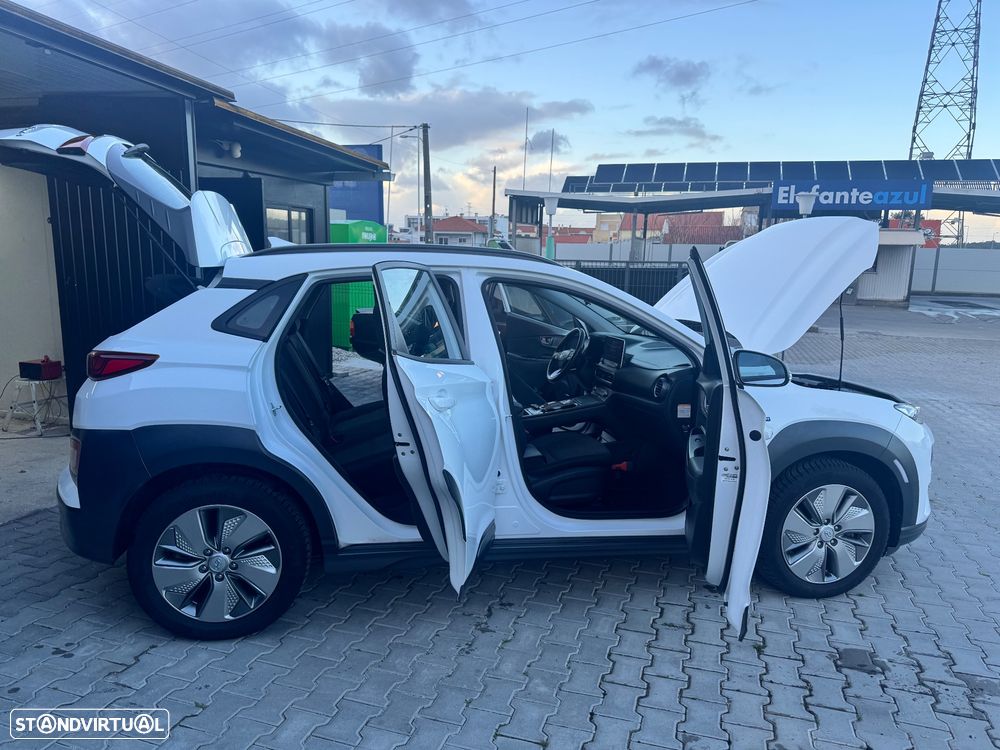 Hyundai Kauai 64 kWh Premium+P.Premium - 10