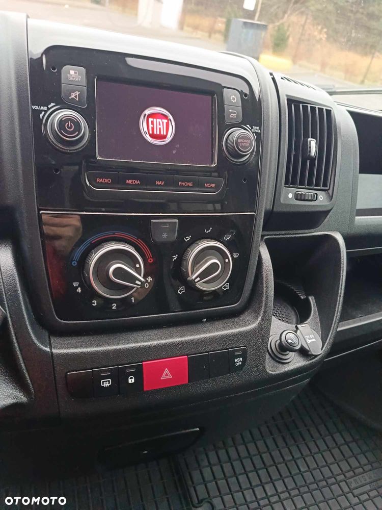 Fiat Ducato Kontener 8 EP Winda 2.3 Iveco 118 tys KM - 29