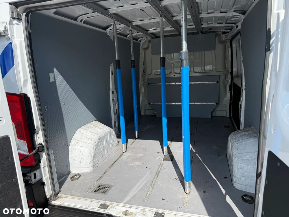 Opel Movano - 20