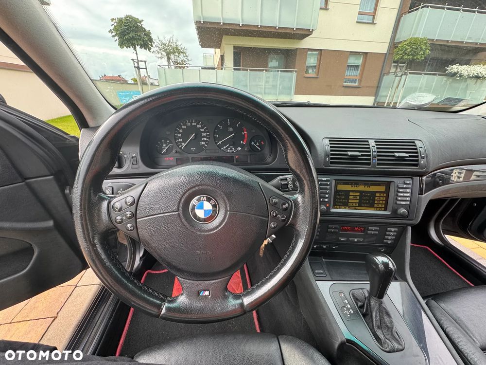 BMW Seria 5 - 8