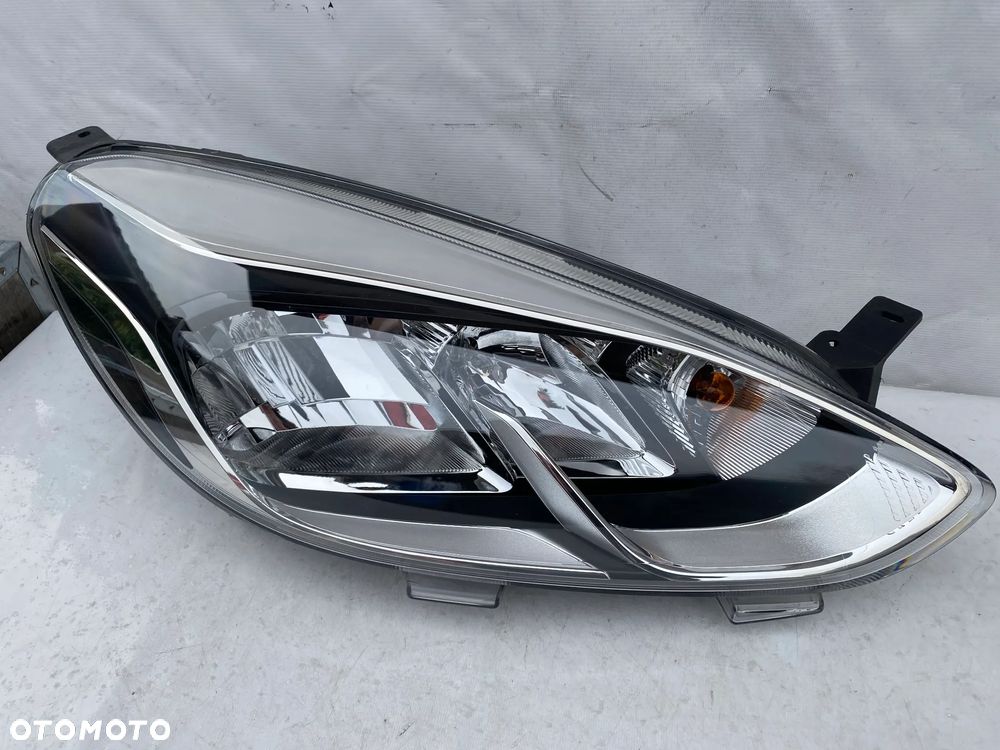 lampa fiesta mk8 mkVIII led prawa eu cała - 1