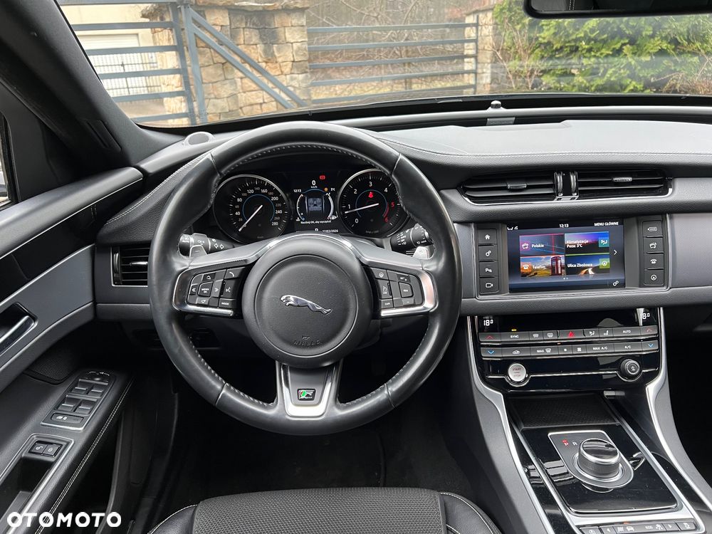 Jaguar XF 2.0 i4D R-Sport - 20