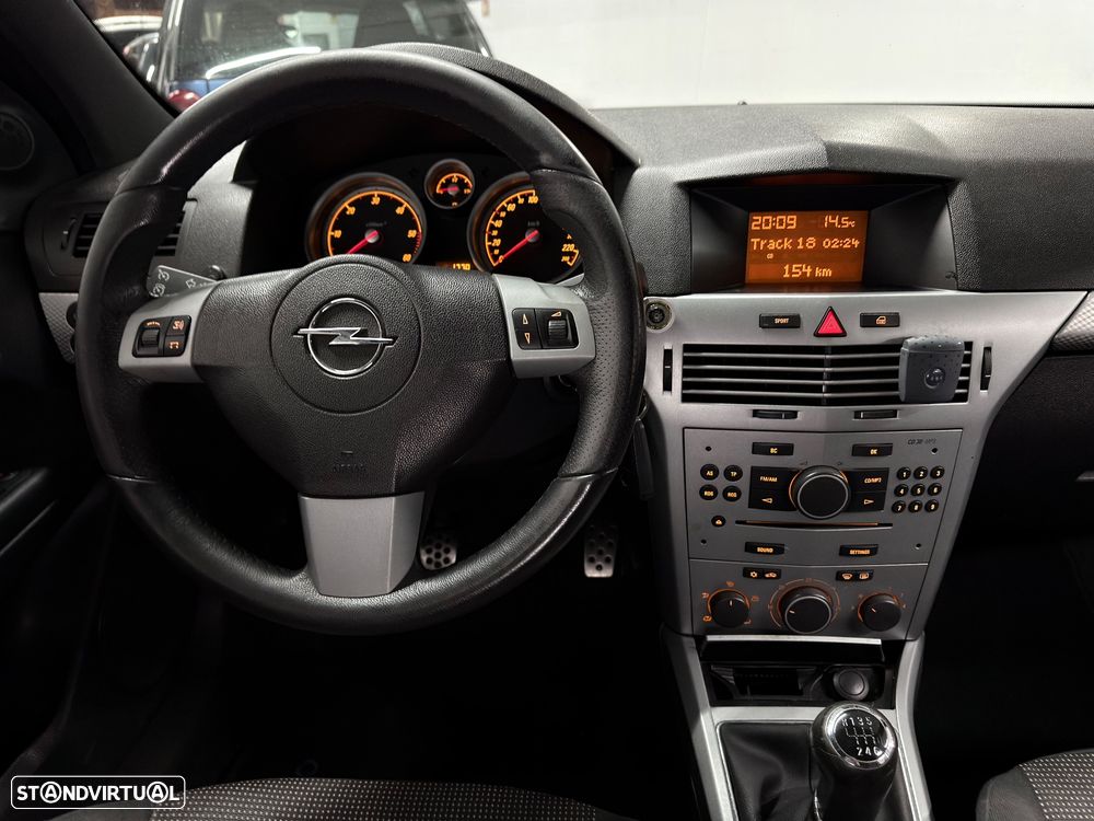 Opel Astra GTC 1.7 CDTI DPF Sport - 19