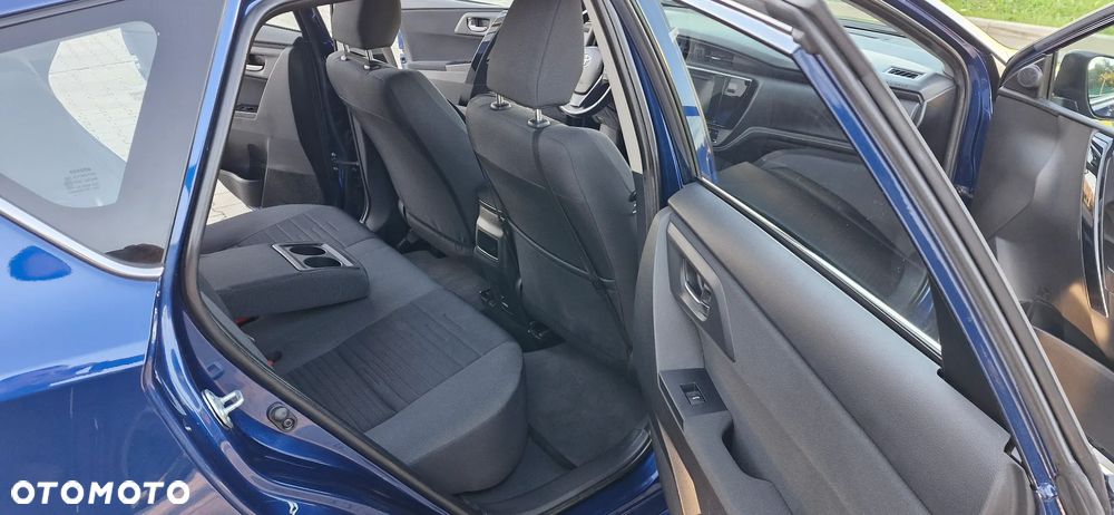 Toyota Auris 1.2 Turbo Design Edition - 10