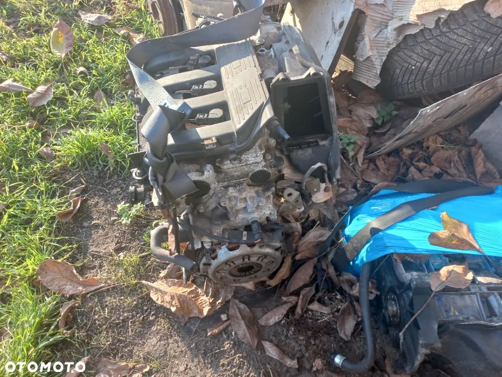 Silnik kompletny Renault Laguna II 1.8 16V F4p774 - 3