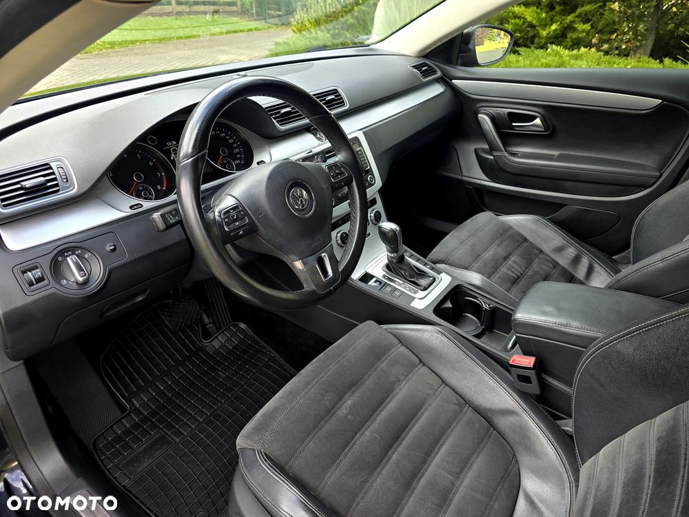 Volkswagen CC 2.0 TSI DSG - 36