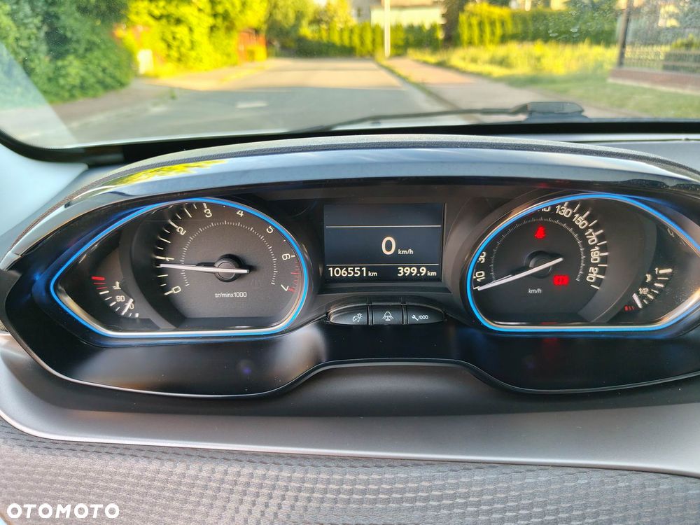 Peugeot 2008 PureTech 110 Stop&Start Allure - 31