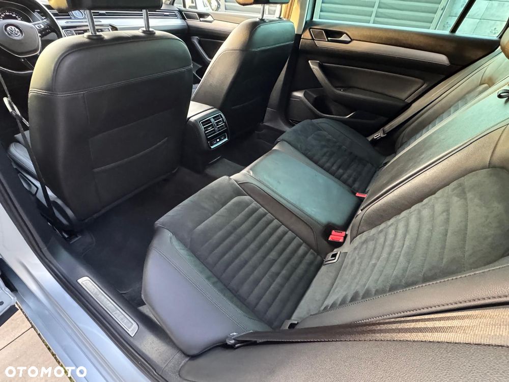 Volkswagen Passat 2.0 TDI BMT Highline DSG - 27