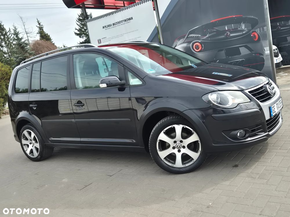Volkswagen Touran 1.4 TSI Cross - 16