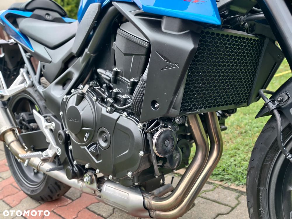 Honda Hornet - 12