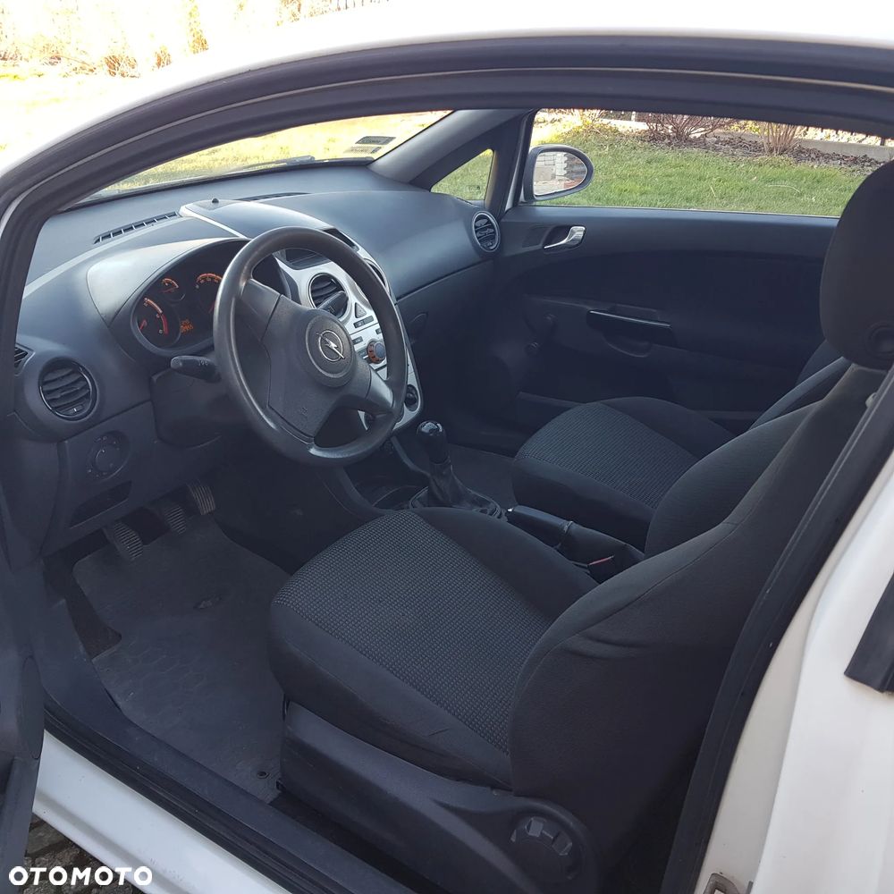 Opel Corsa 1.3 CDTI 111 - 2