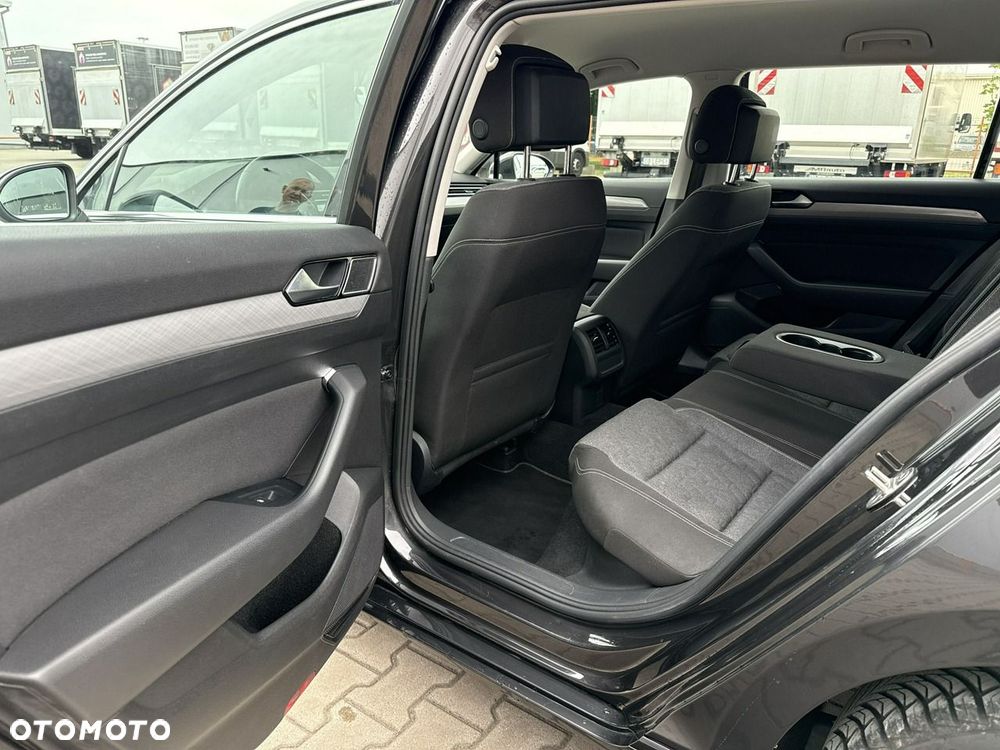 Volkswagen Passat 1.5 TSI EVO Business DSG - 14