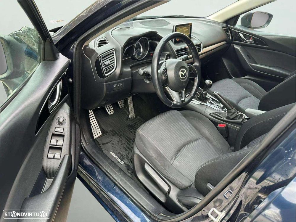 Mazda 3 1.5 Sky-D Excellence Navi - 10