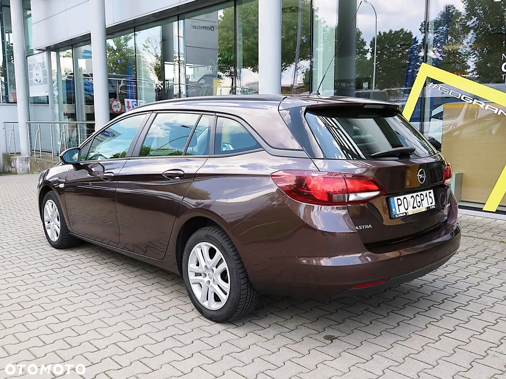Opel Astra V 1.4 T Enjoy - 3