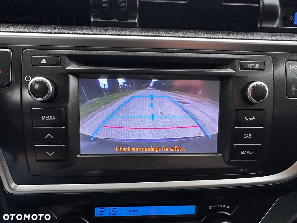 Toyota Auris 1.6 Premium Start - 19