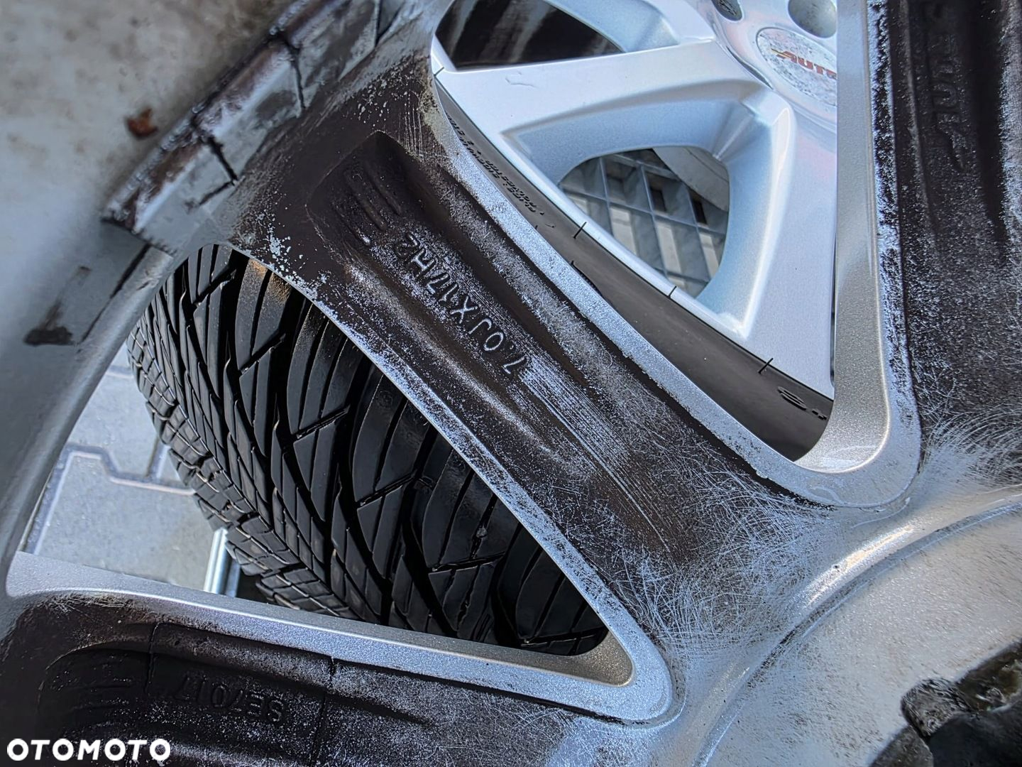 OPEL ASTRA J ZAFIRA C 5X115 FELGI ALUMINIOWE R17 OPONY 225/50 - 11