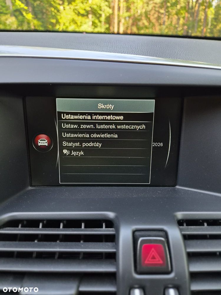 Volvo XC 60 T6 Drive-E Momentum - 24