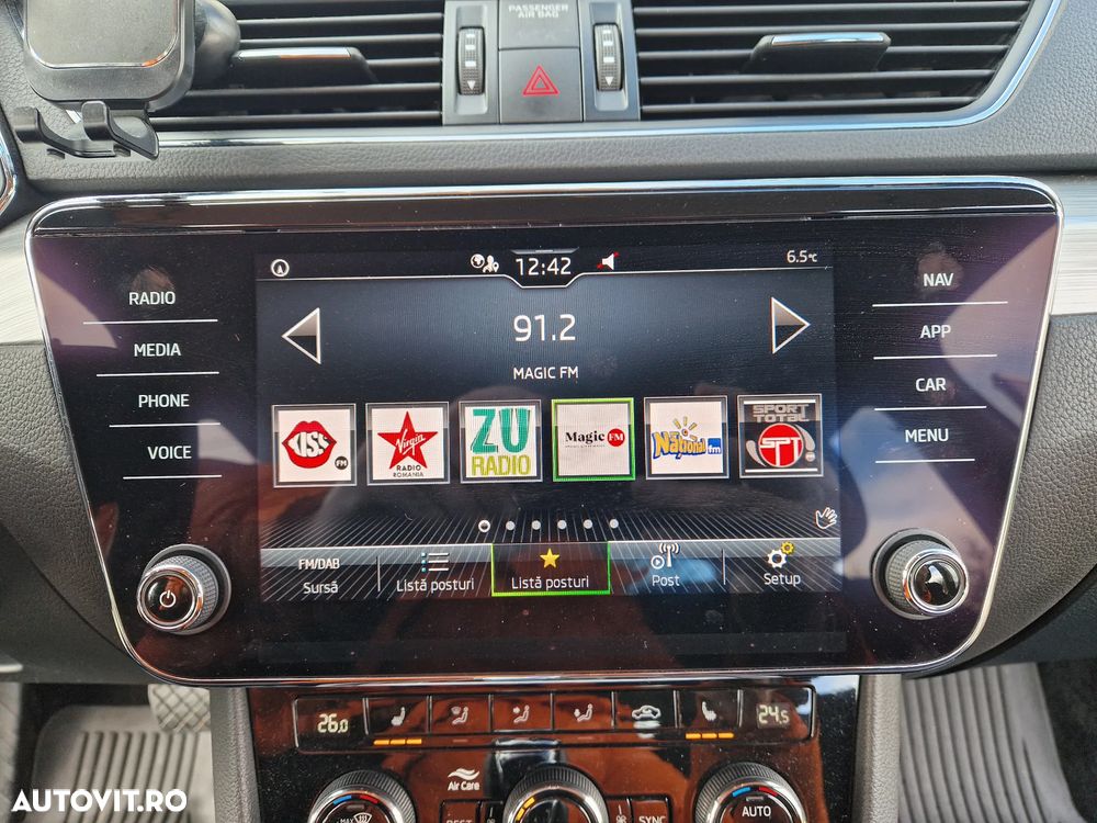 Skoda Superb 2.0 TDI DSG Ambition - 17