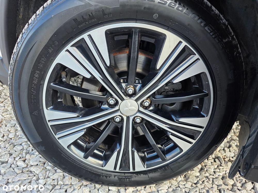 Mitsubishi Eclipse Cross 1.5 T-MIVEC ClearTec CVT 2WD Diamant Edition Plus - 10