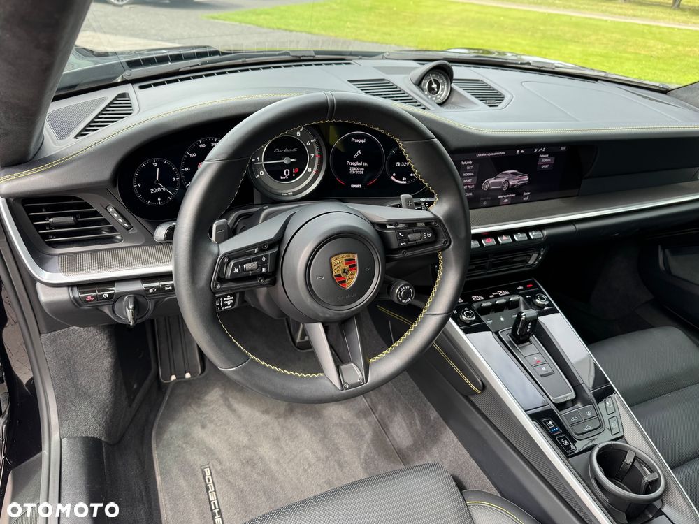 Porsche 911 Turbo S - 18